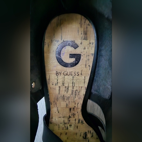 G by Guess Black Crisscross Platform Heels – Size 8M - Picture 9 of 10